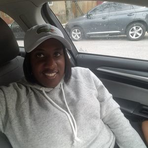 Meet your Posher, Tia